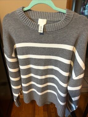 H & M Striped Crewneck Sweater - Gray & White